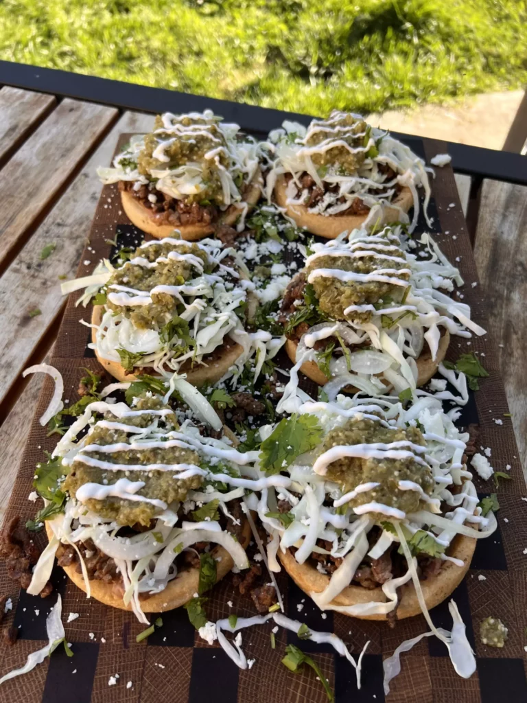 carne asada sopes