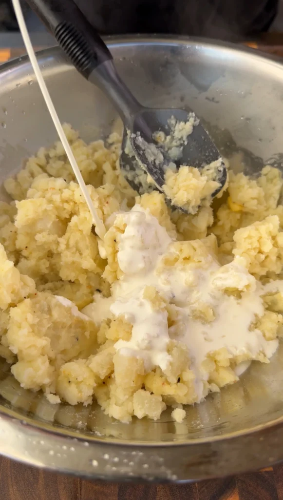 milk and butter in mashed potatoes