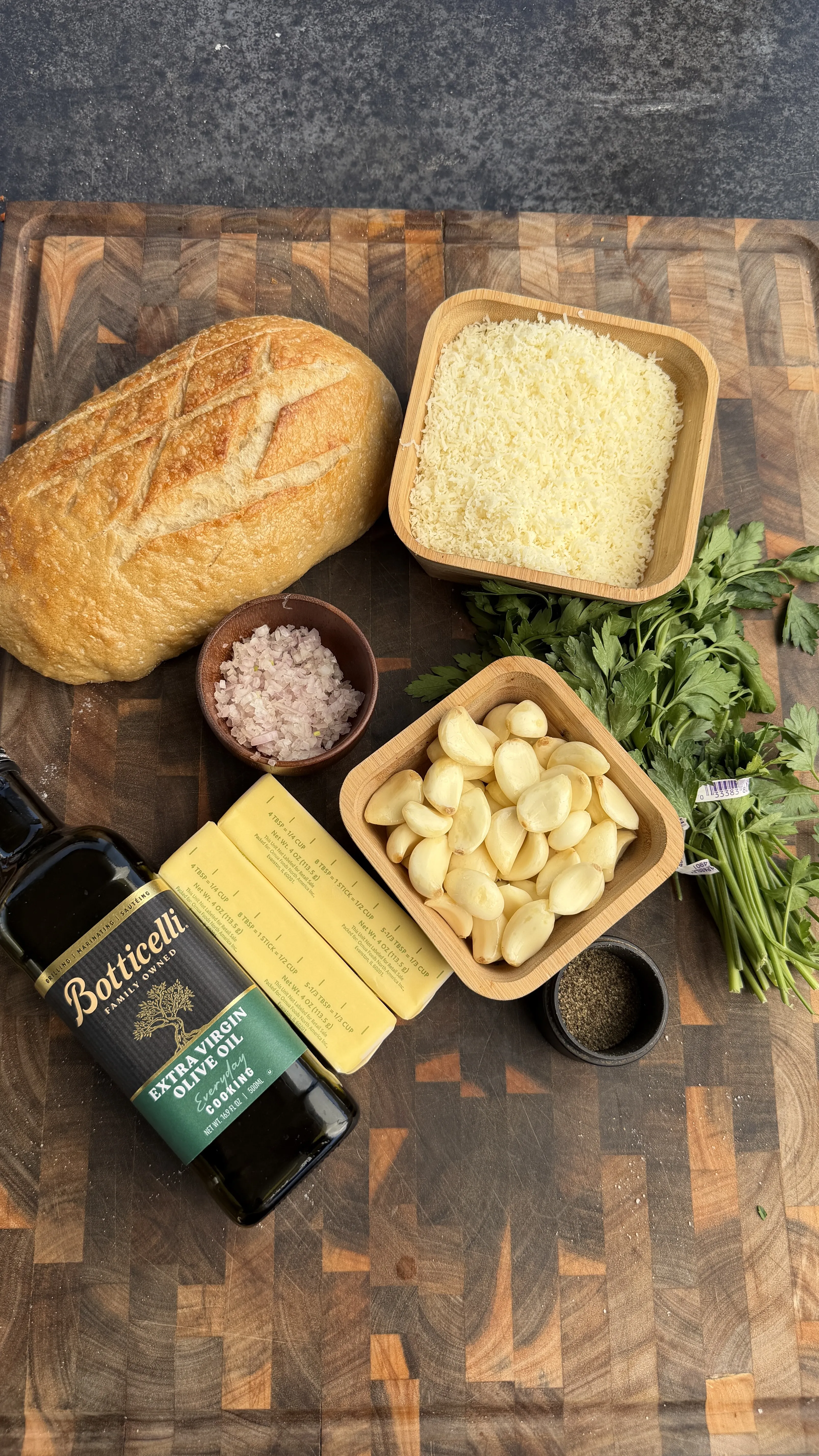 Roasted garlic parmesan pull-apart sourdough ingredients